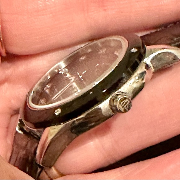 Harley Davidson Women’s Mother of Pearl Diamond Watch - Picture 6 of 15